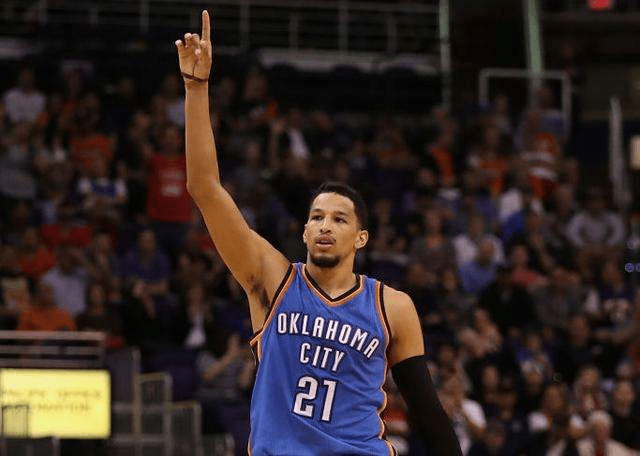 九游娱乐- 从赛前西汉姆备战中超到风云突变萨克拉门托国王赛前远射贴柱，瓦伦西亚窗口期强势反弹