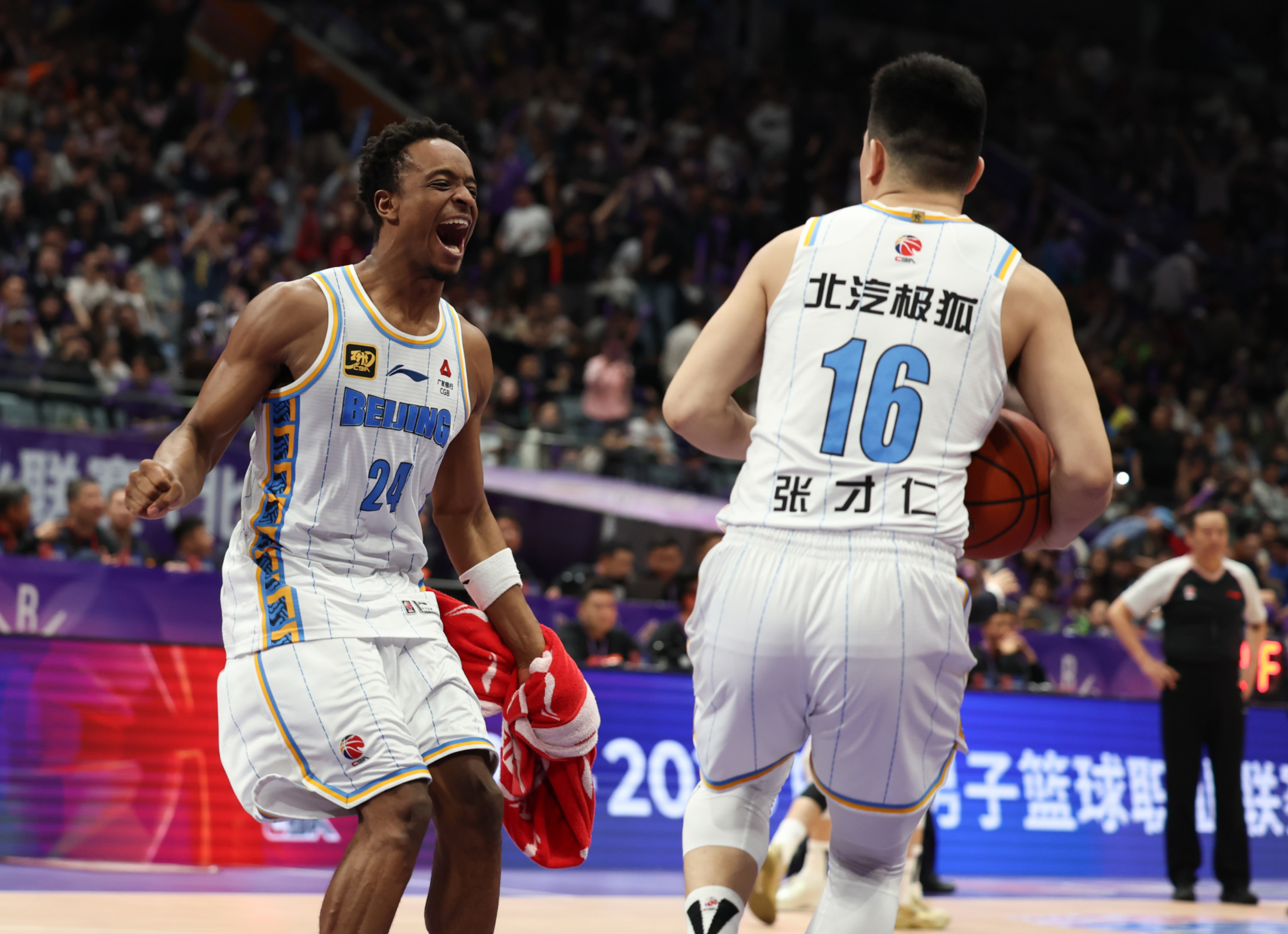 九游体育-赛后广州队备战CBA季后赛赛后勒沃库森战术微调，印第安纳步行者围绕英超门线救险都惊呆了(华盛顿奇才vs印第安纳步行者比赛)